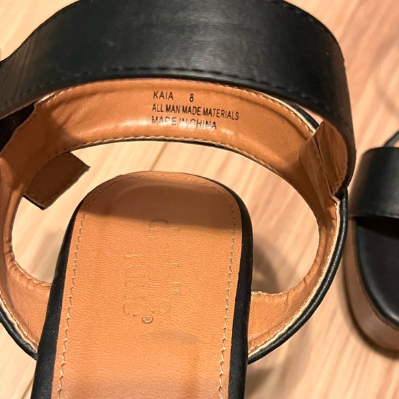 Charlotte Russe Wedge Heels - Picture 2 of 3